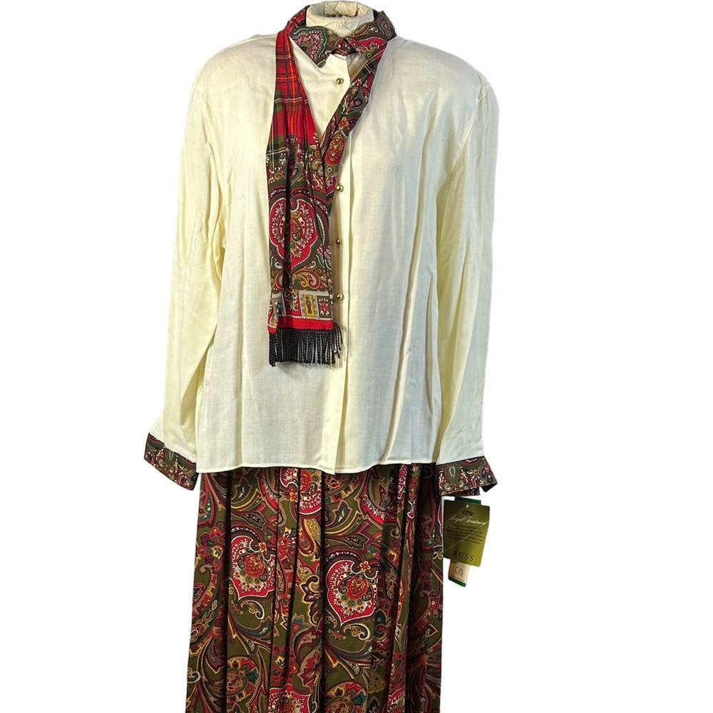 Russ Skirt Set Cream Shirt with Red Paisley Accents and Scarf Size 14/16 Vintage